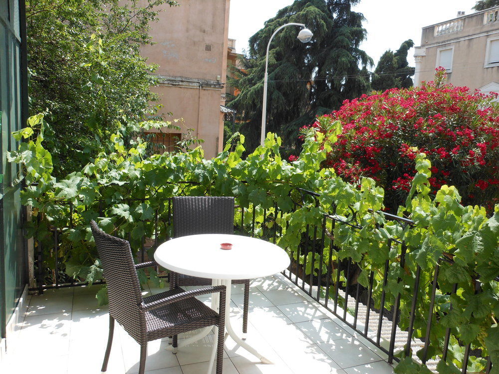 ניס Hotel Villa Les Cygnes מראה חיצוני תמונה